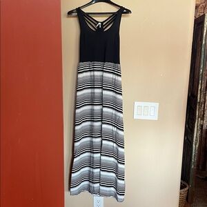 Mudd Black Bodice Striped Black and White Maxi Dress